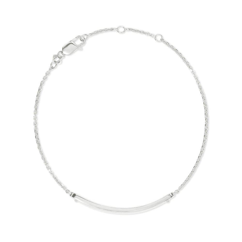mattie bar delicate chain bracelet with focus on chain